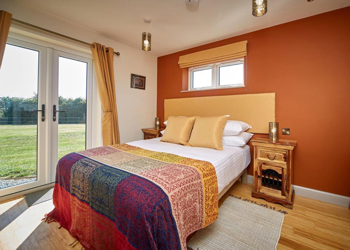 North Star Sanctum Hotel Garton Luaran gambar